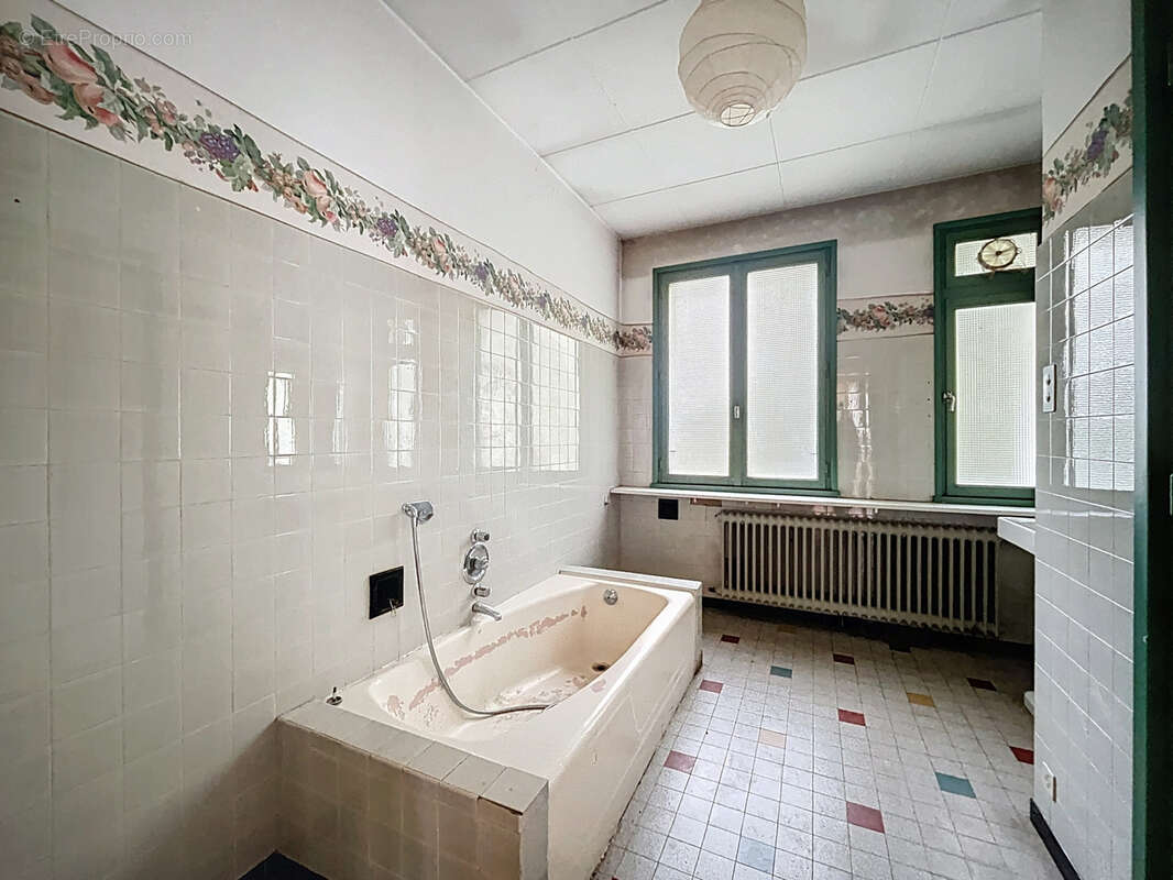 Maison à FRANCHEVILLE