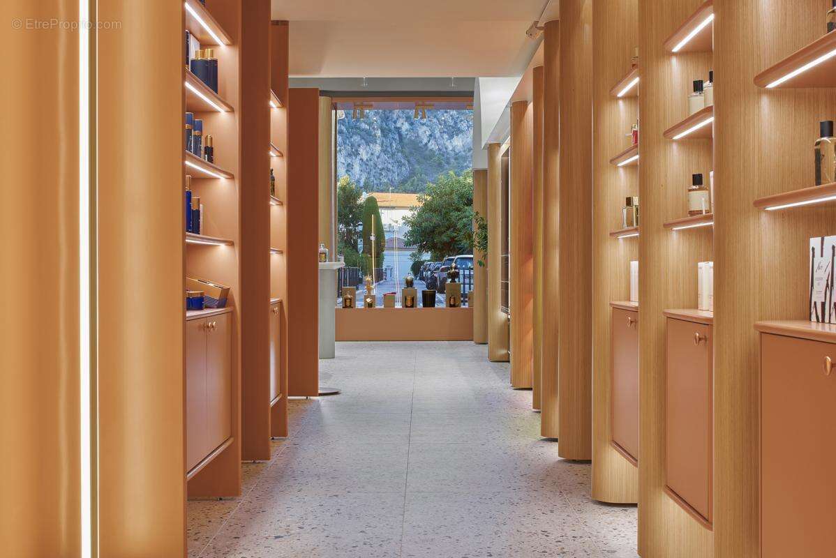 Commerce à BEAULIEU-SUR-MER