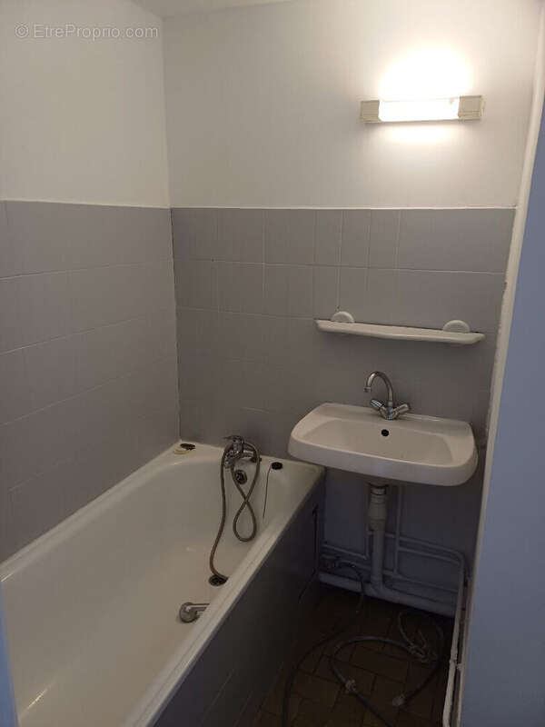 Appartement à SAINT-MARTIN-DE-CRAU
