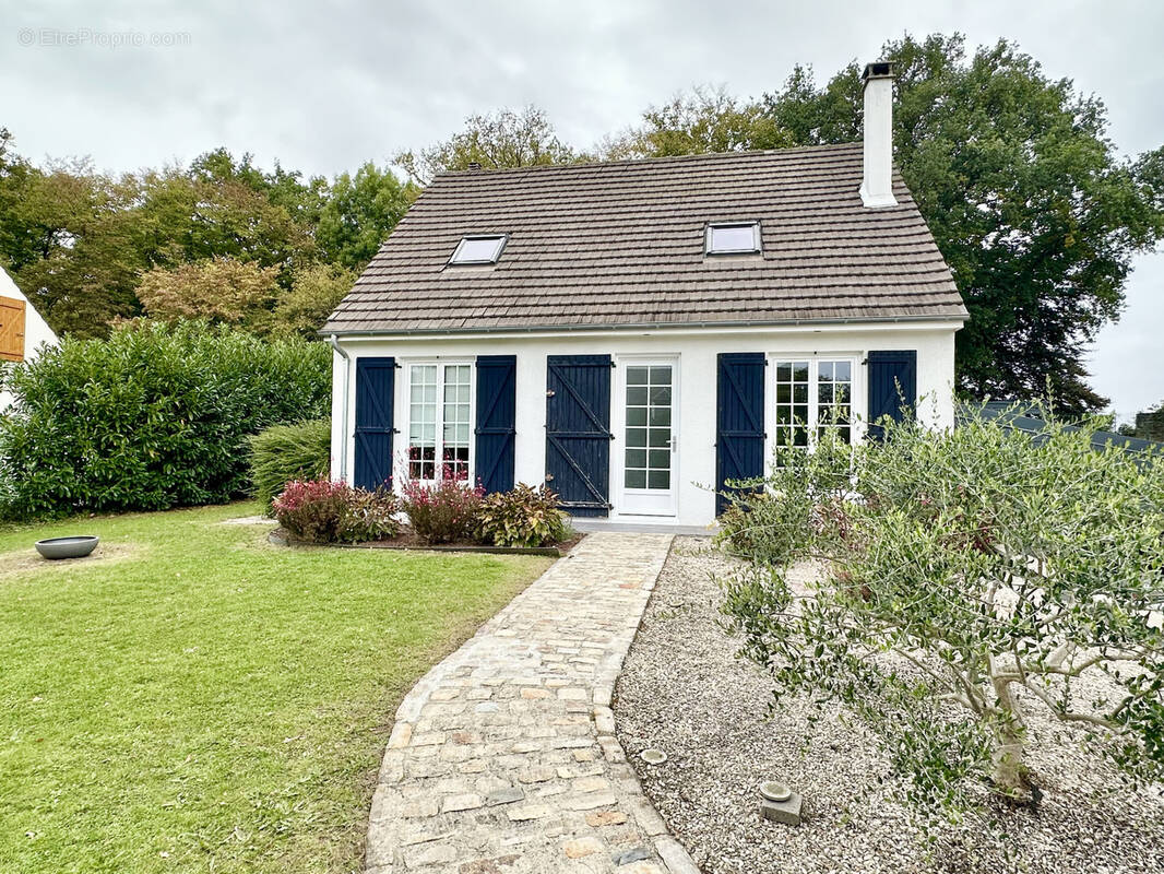 Maison à FONTAINE-CHAALIS