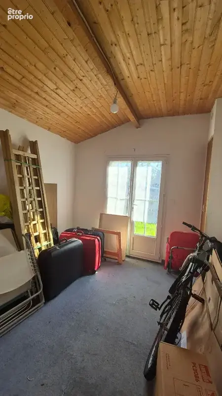 GOURMALON, Maison avec grand terrain - photo 9