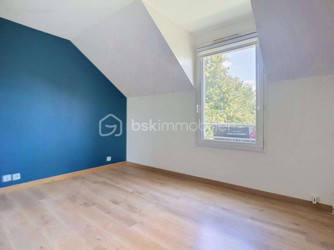 Maison de ville I 85m² I Serris bourg I Top emplacement - photo 8