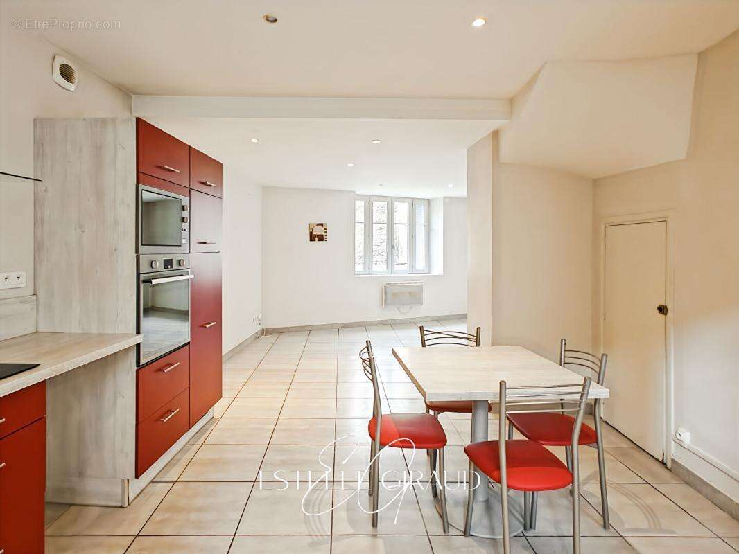 Maison à CAUNES-MINERVOIS