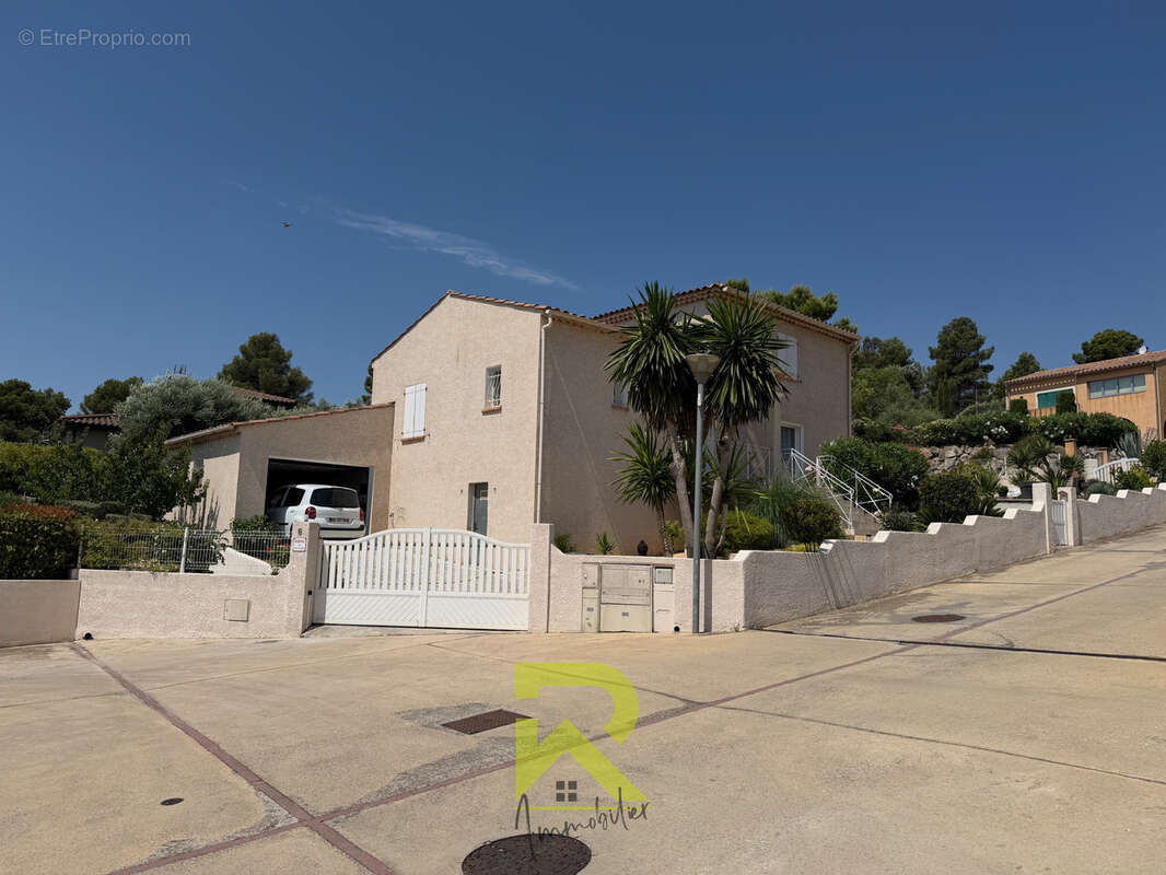 Maison à LEZIGNAN-CORBIERES