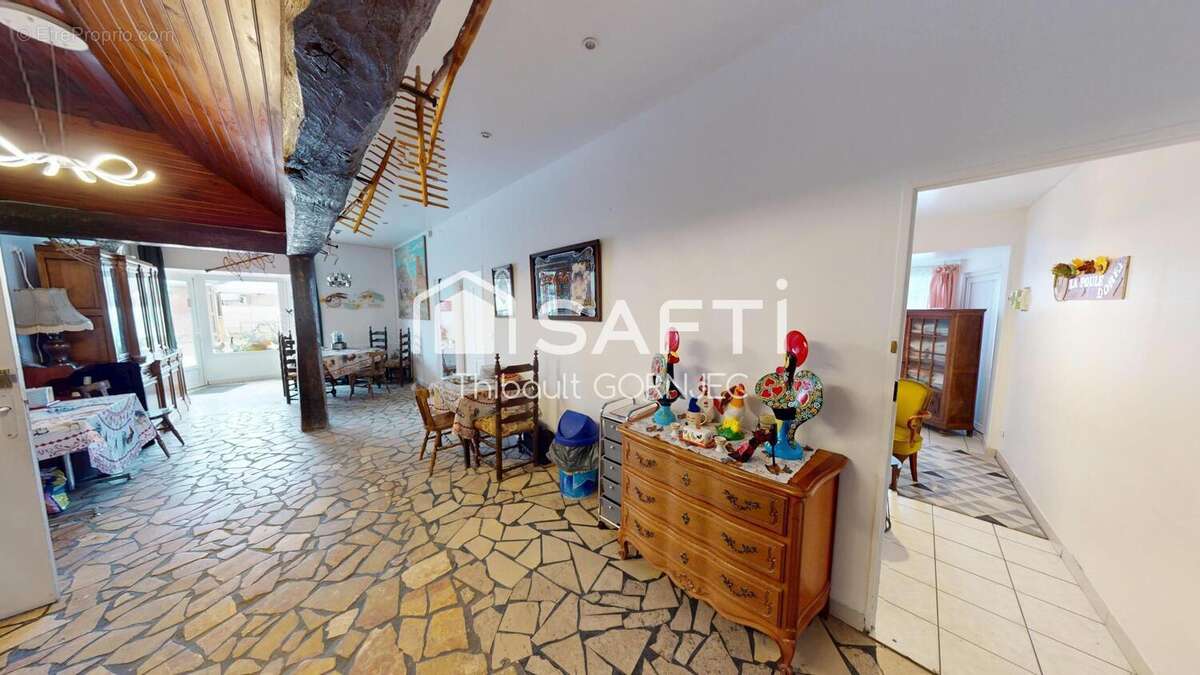Appartement 400 m² à Dordives  - photo 3