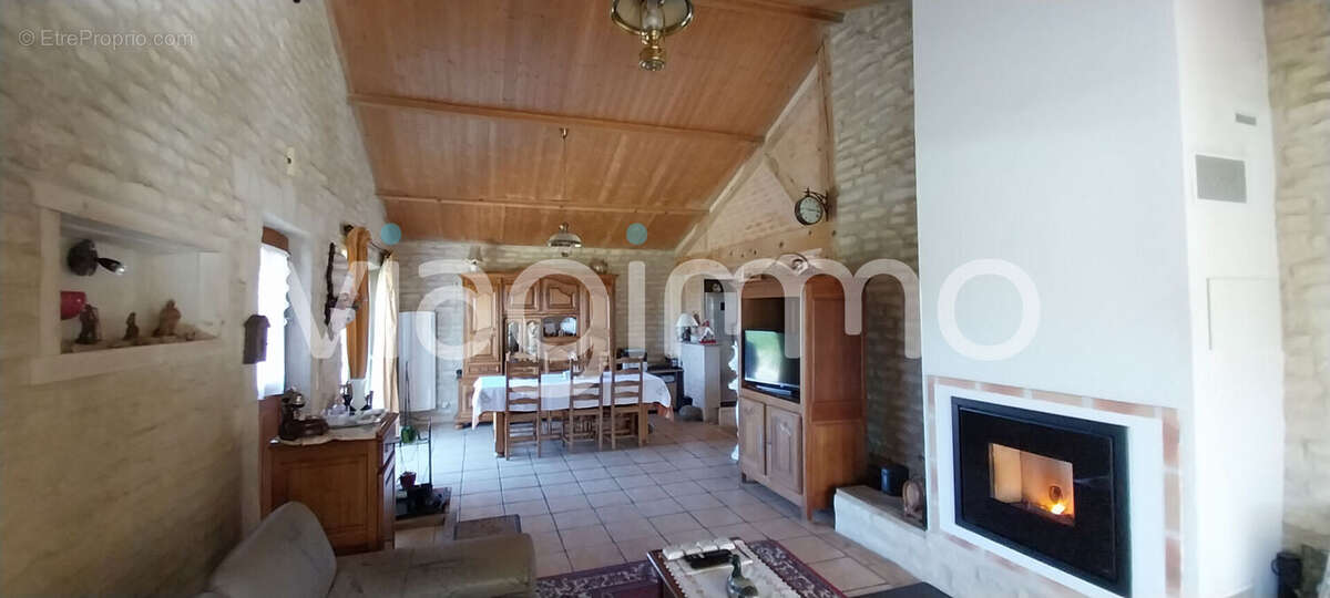 Maison à SAINT-URBAIN