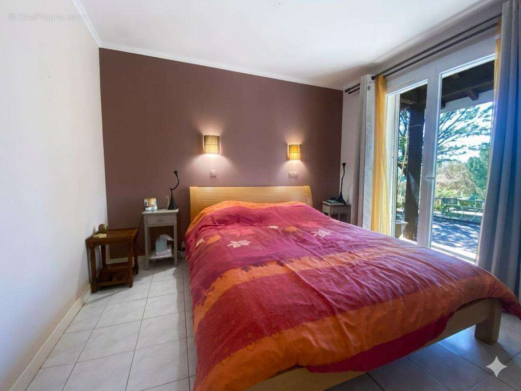 Maison à CHASSIERS