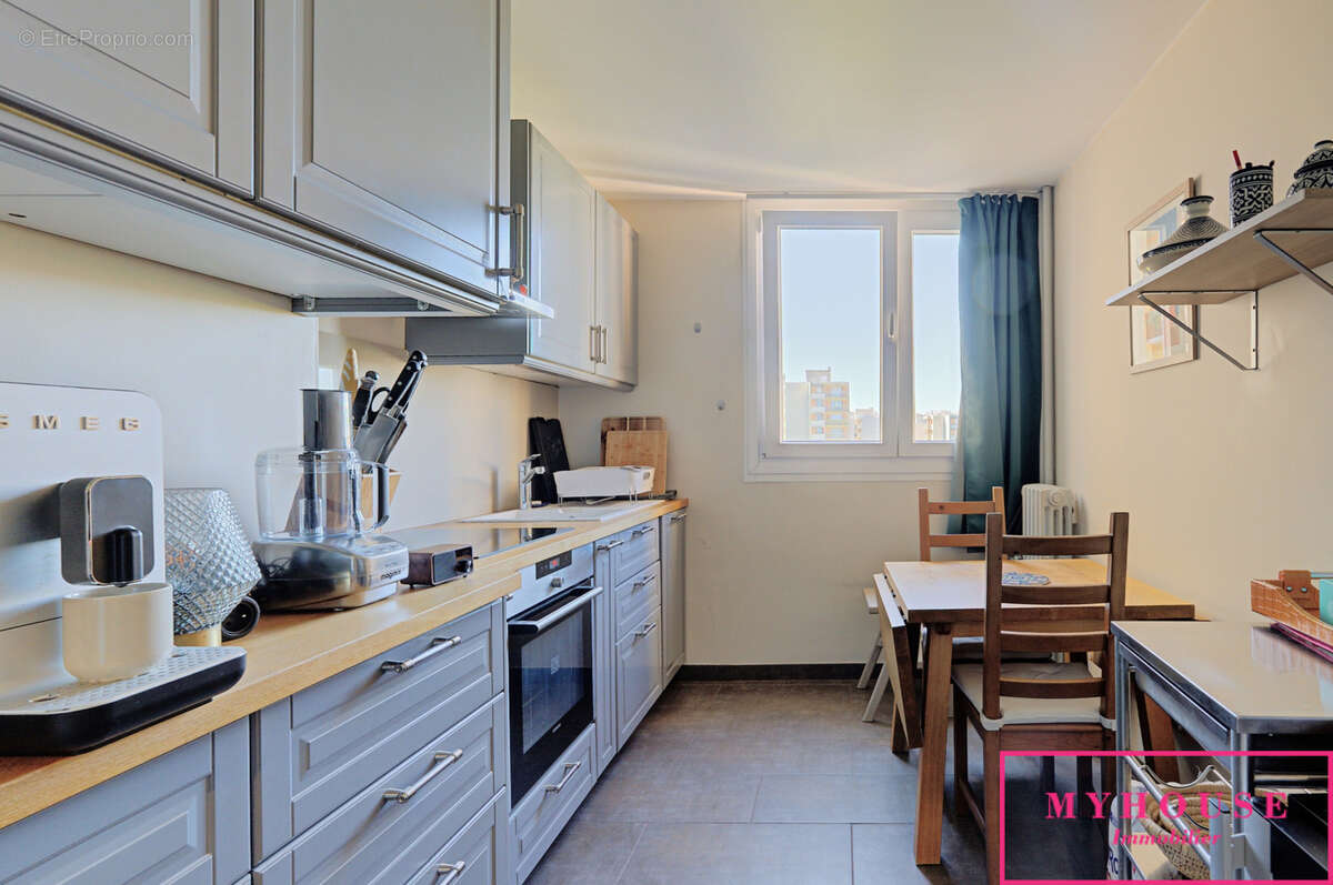 Quartier metro appartement 3 pieces 64m2 - photo 3