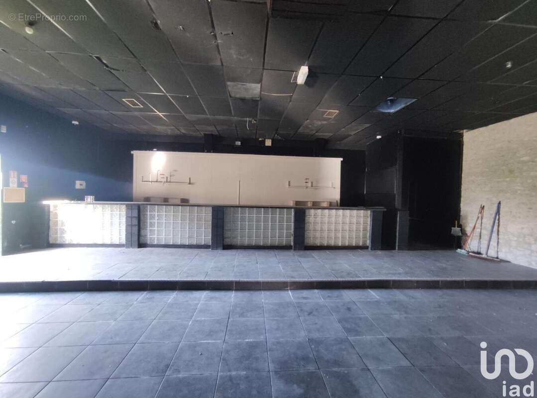 Photo 9 - Commerce à SAINT-GERMAIN