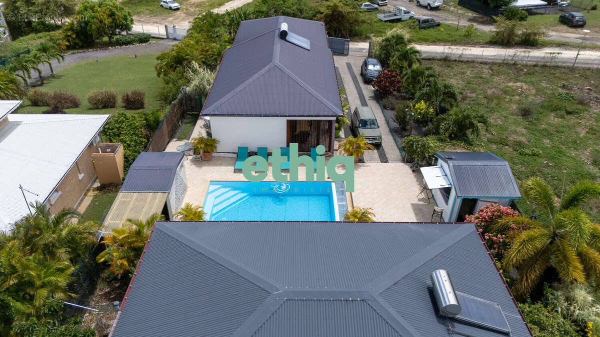 Maison à SAINTE-ANNE