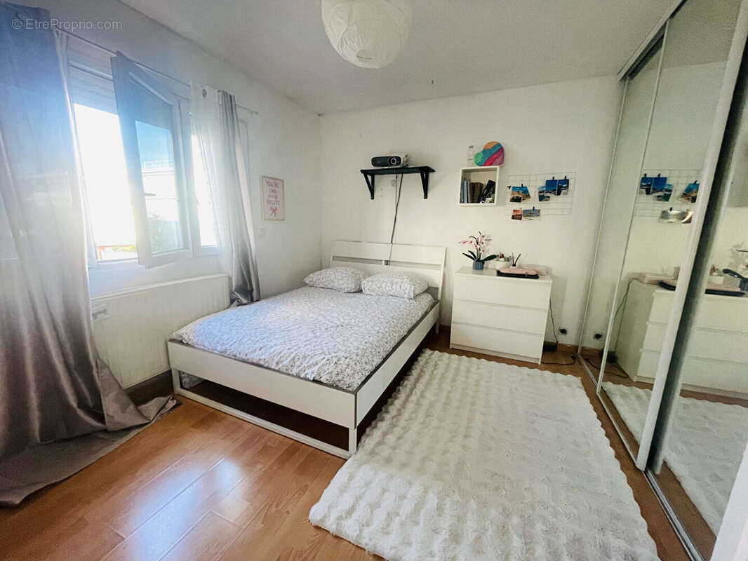 Maison à SARTROUVILLE