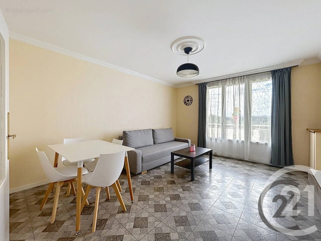 Appartement à SAINT-ANDRE-LES-VERGERS