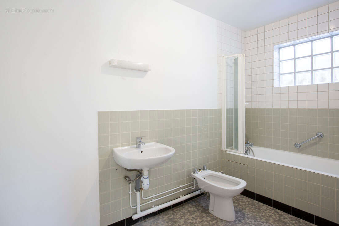 Potentiel T4 en rez-de-jardin - calme absolu au coeur du quartier des Musiciens - photo 7