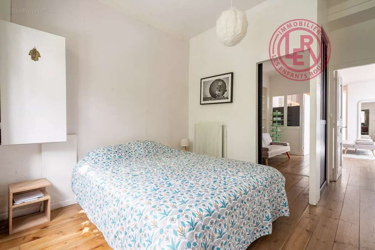 Appartement à PARIS-11E