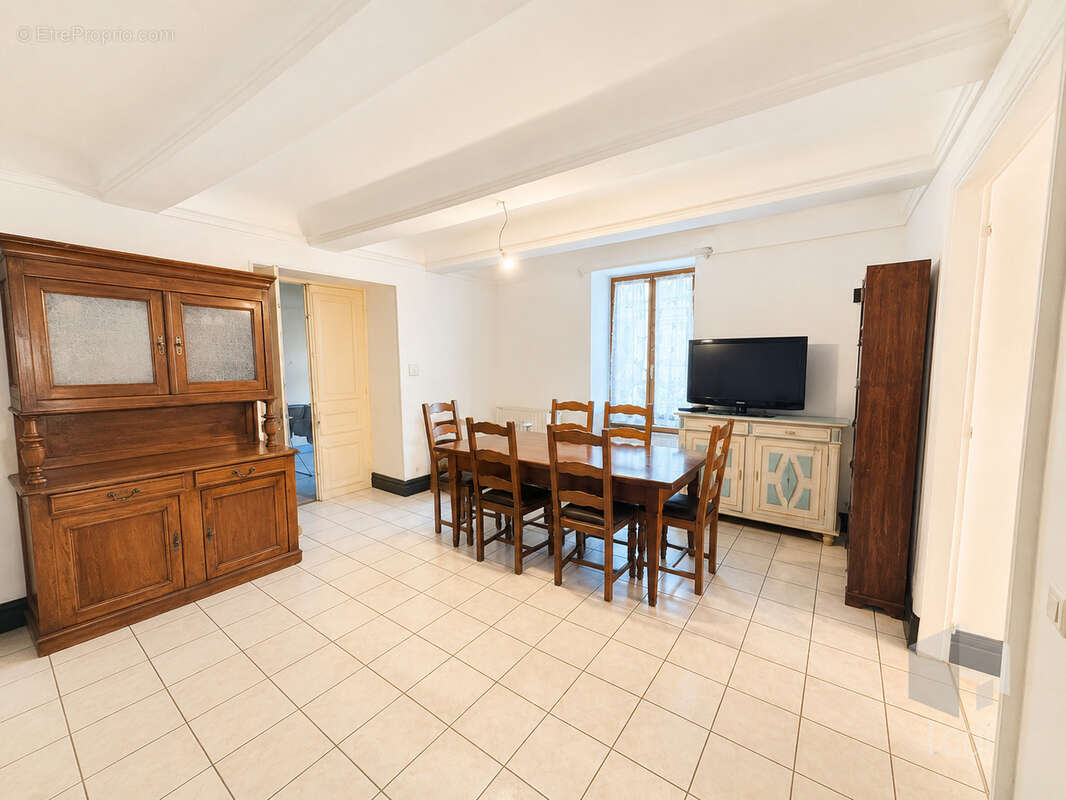 Appartement à LE TEIL