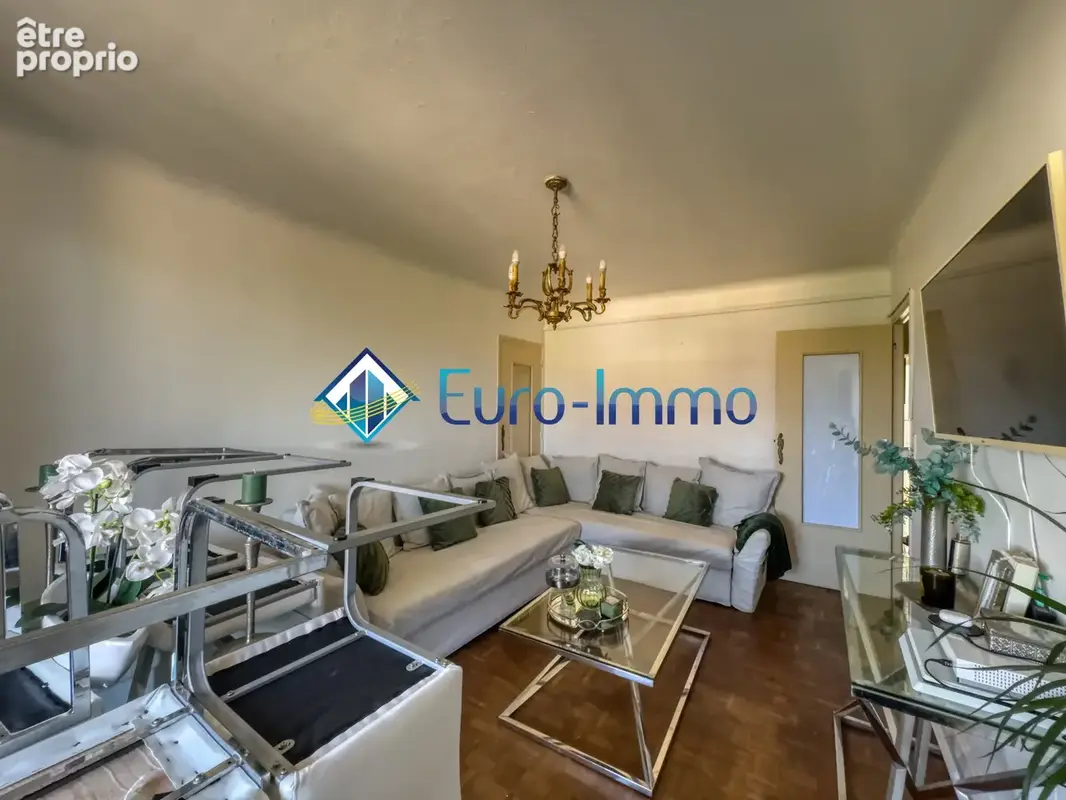 Appartement 4 Pièces - 70m2 - Garage Fermé - Cave - Limitrophe Monaco - photo 4