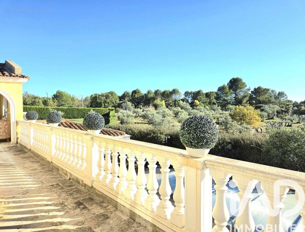 Photo 8 - Maison à TRANS-EN-PROVENCE