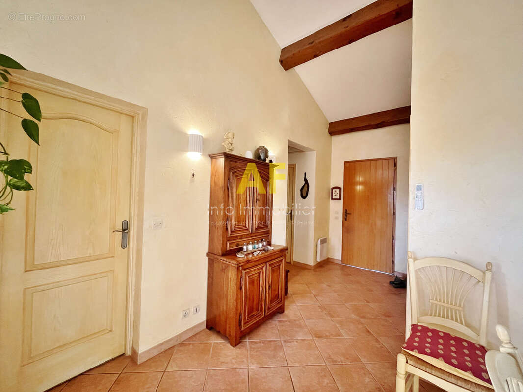 Maison à FREJUS