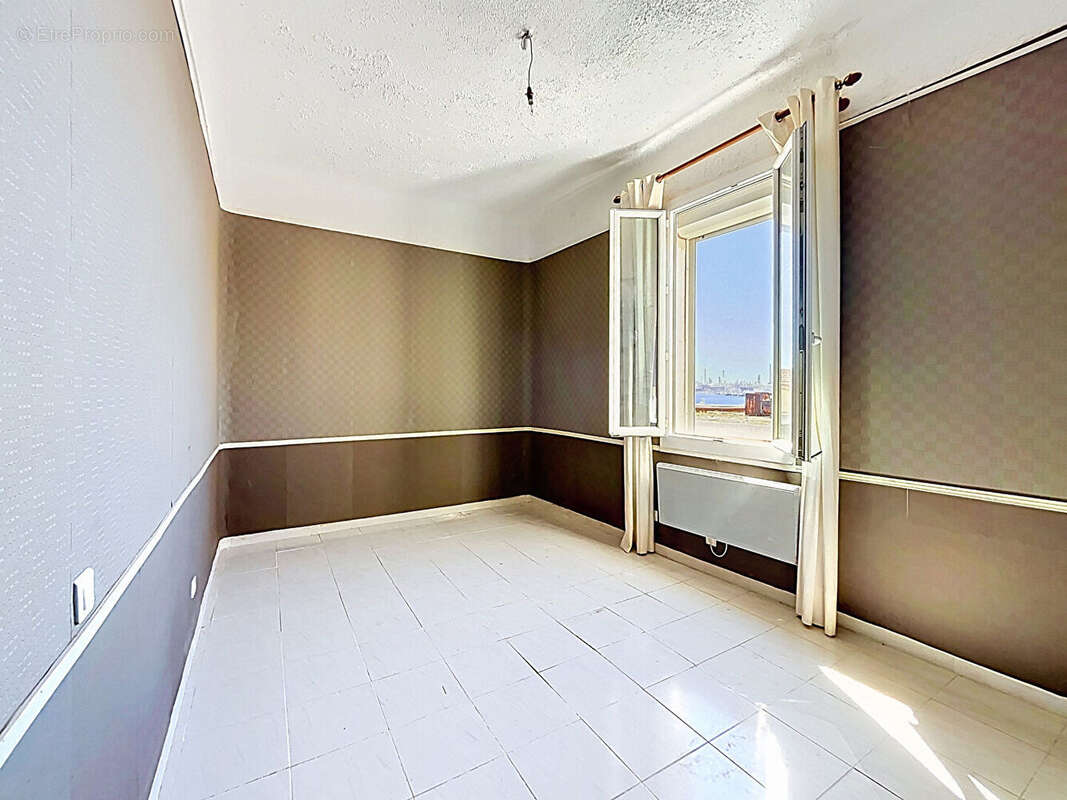 Appartement à PORT-DE-BOUC