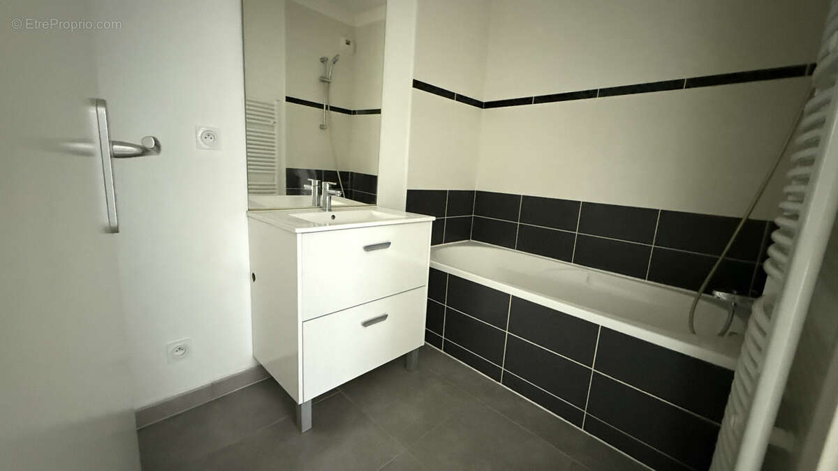 Appartement à SAINT-MEDARD-EN-JALLES