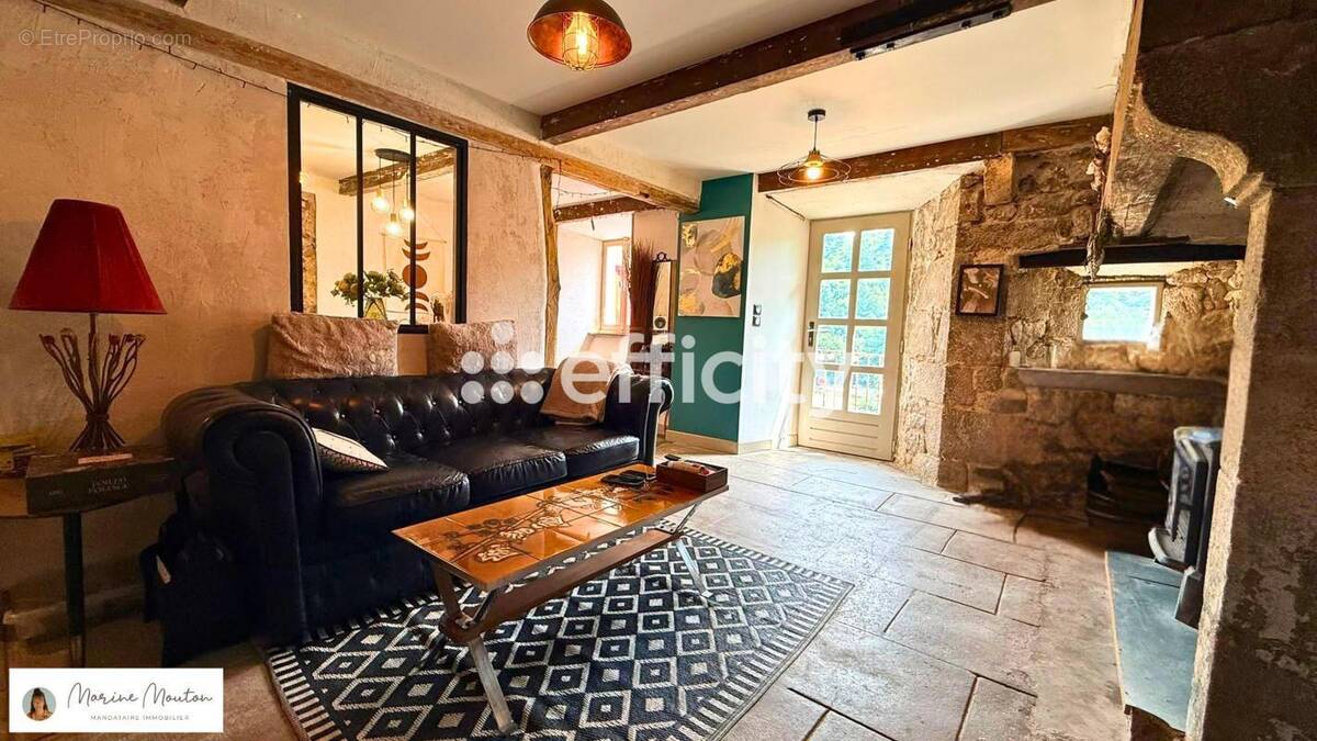 Maison à MARCOLS-LES-EAUX
