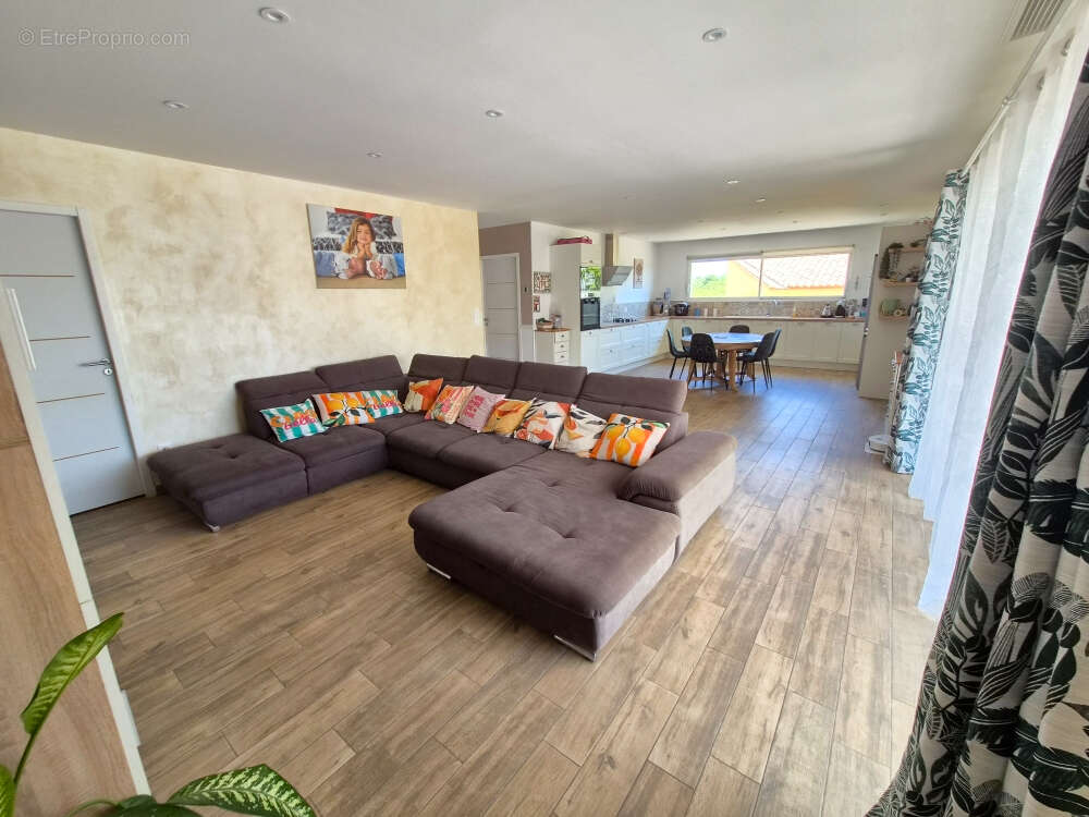Villa t6 - fitou - photo 5