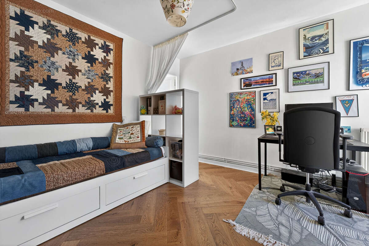 Appartement à PARIS-10E
