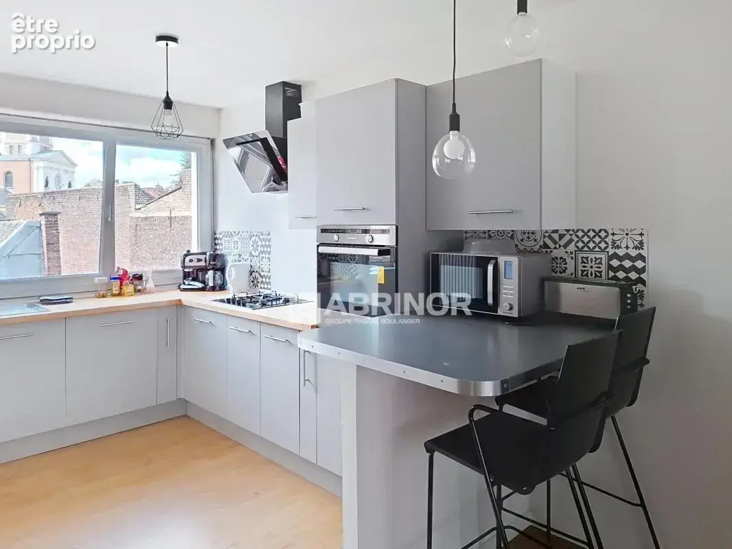 Magnifique appartement t3 de 77.73 m² + pk en hyper centre de tourcoing - photo 4