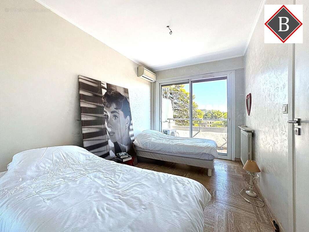 Appartement à LE CANNET