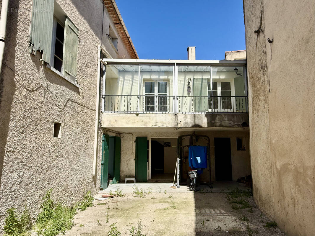 Maison à SENAS
