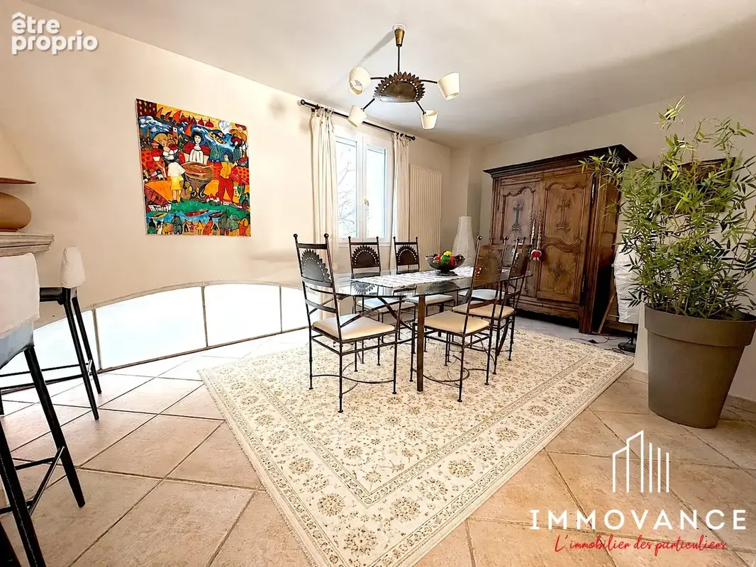 Maison 260 m² à Poussan  - photo 8