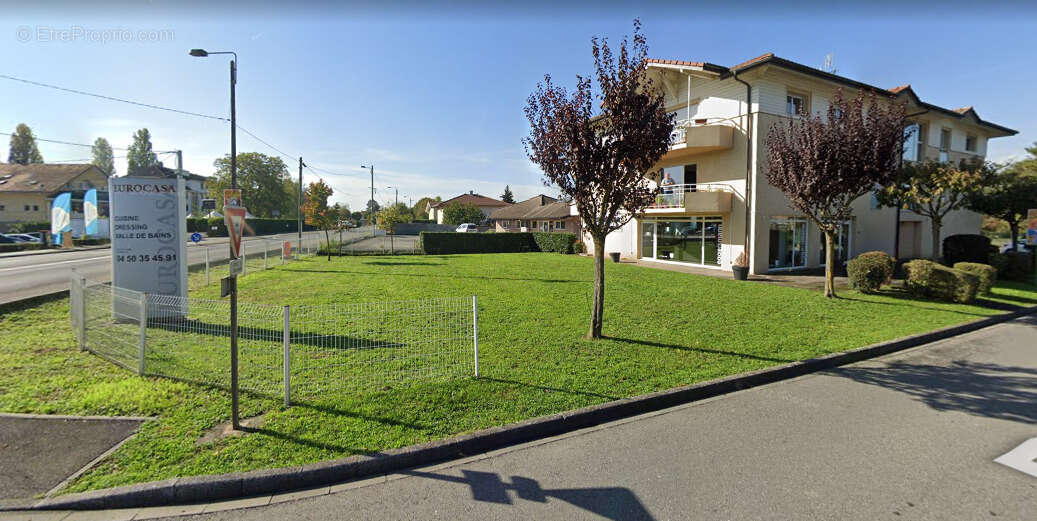 Commerce à DOUVAINE