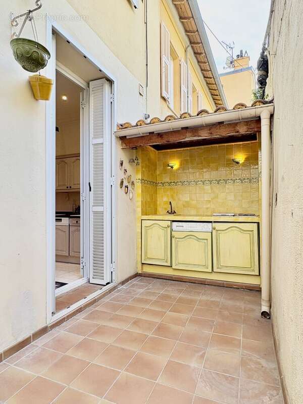 Appartement à BEAUSOLEIL