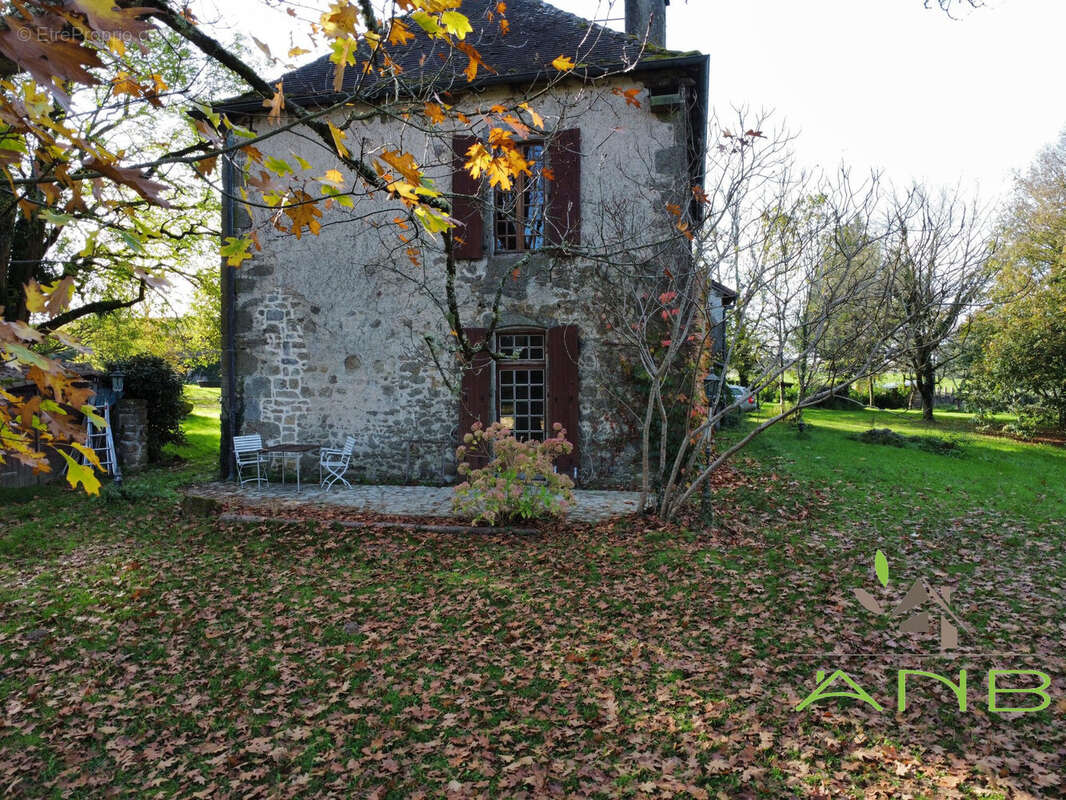 Autre à BUSSEROLLES