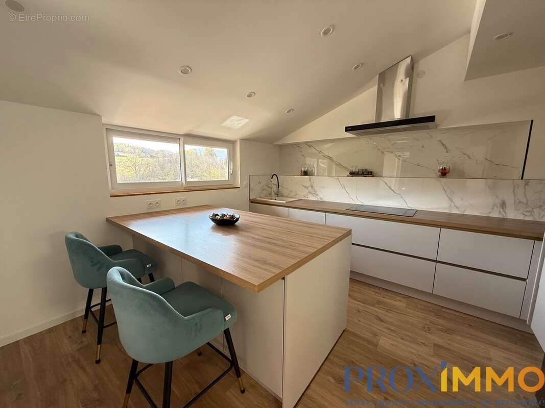 Appartement à RIVES