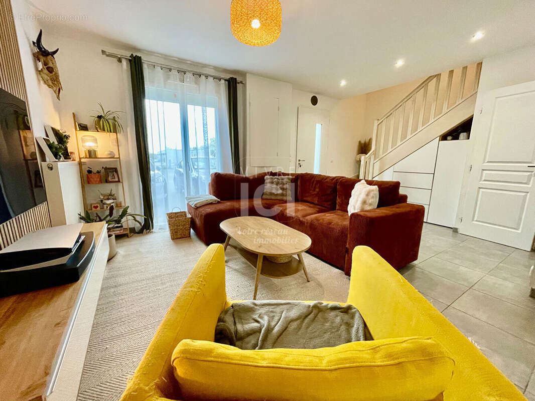 Maison à TREILLIERES