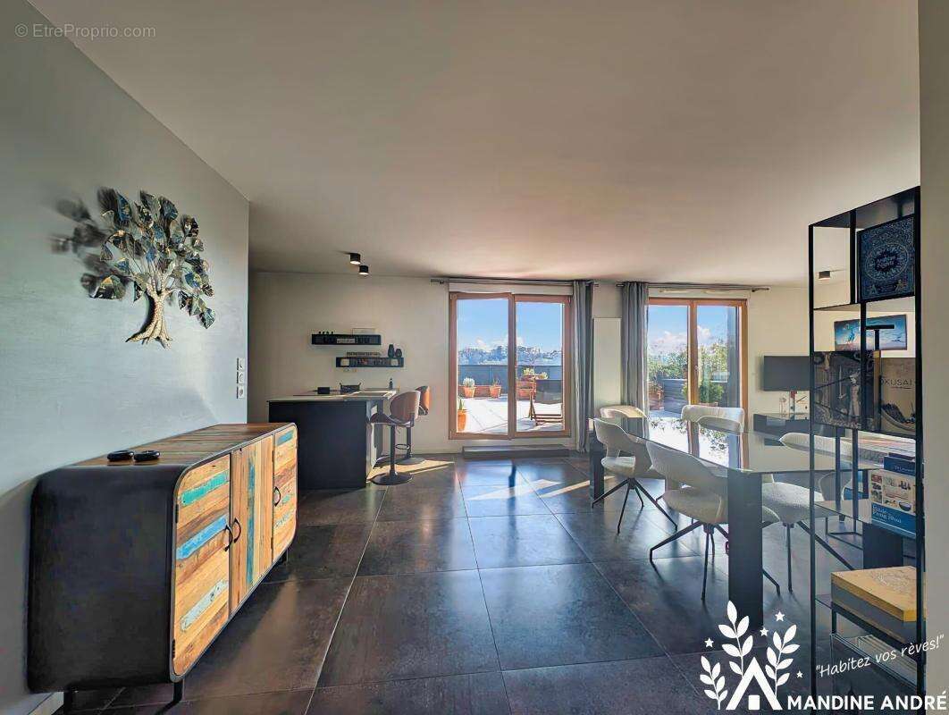 Appartement à LYON-9E