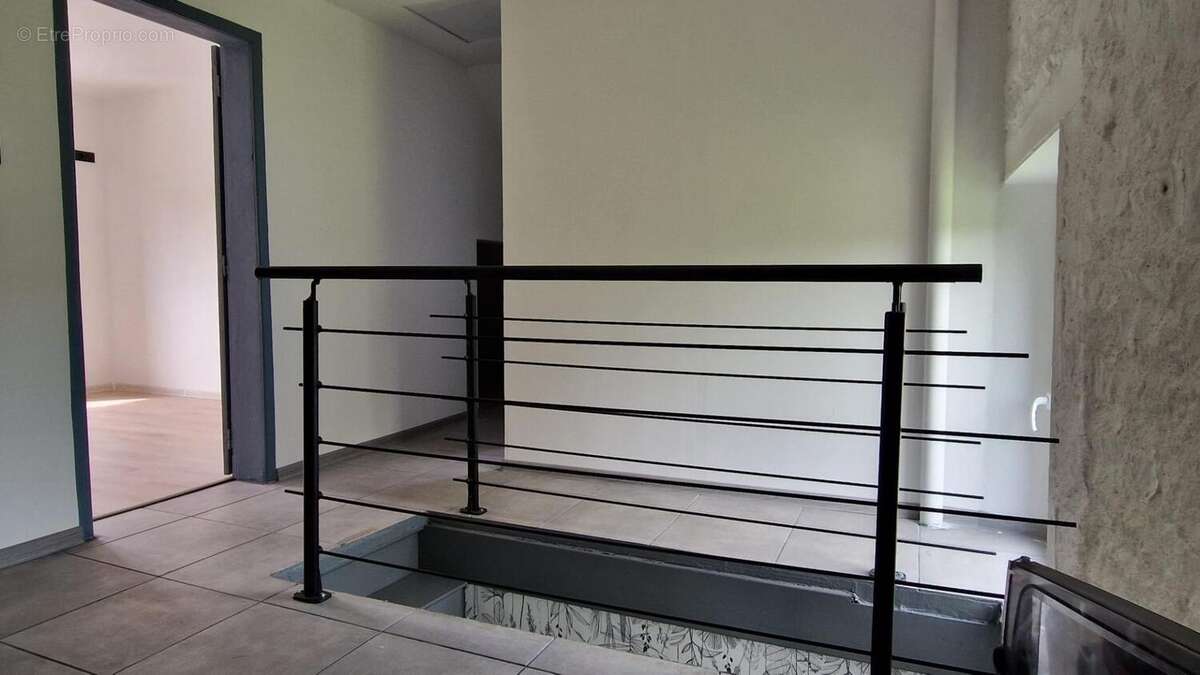 Maison 73 m² à Laurenan  - photo 7