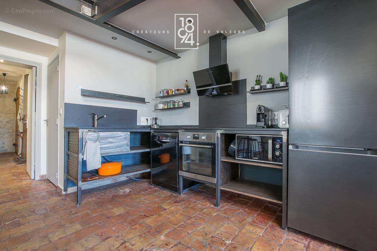 Appartement à MARSEILLE-7E