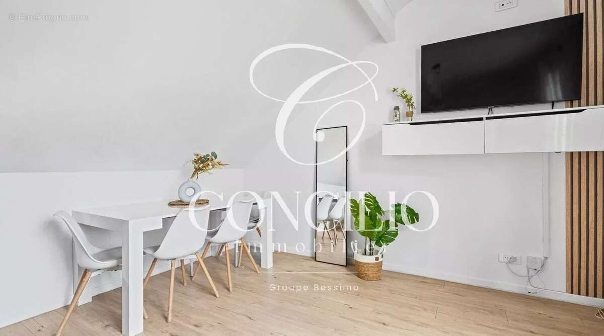 Appartement à MAISONS-ALFORT