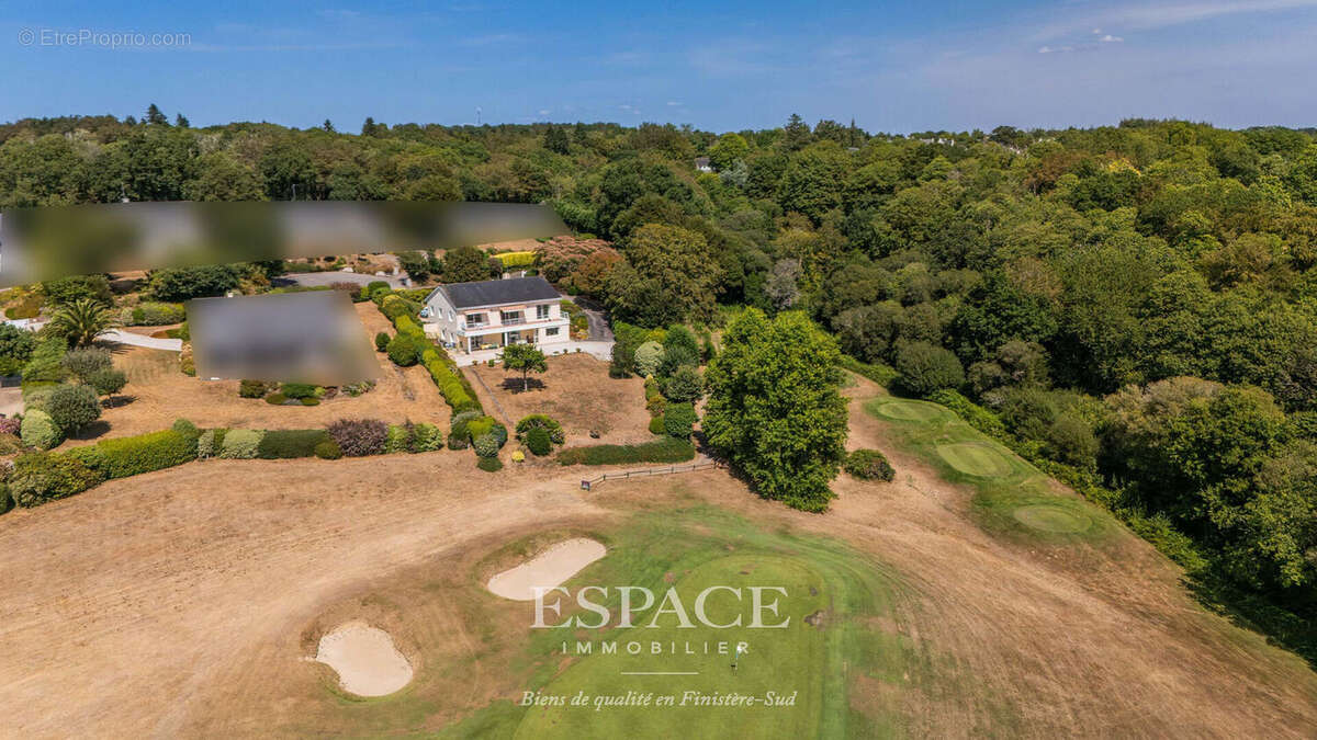 La Forêt fouesnant - Grande propriété de caractère surplombant le golf de Cornouille - photo 3