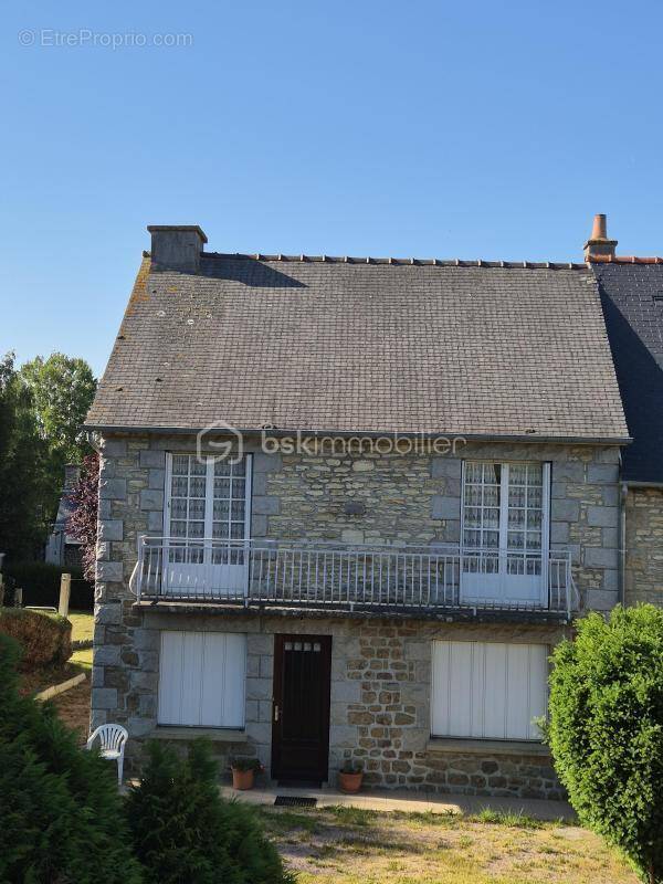 Maison à PLOUASNE