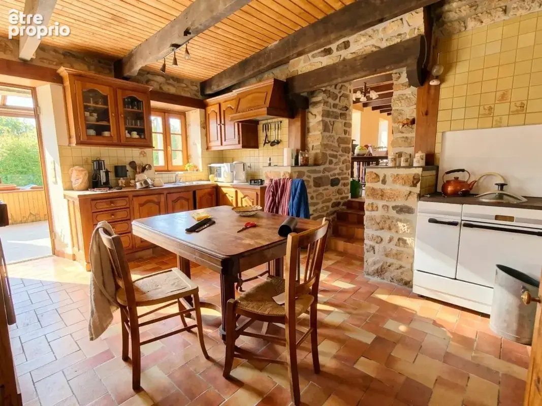 Maison 106 m² à Brennilis  - photo 6