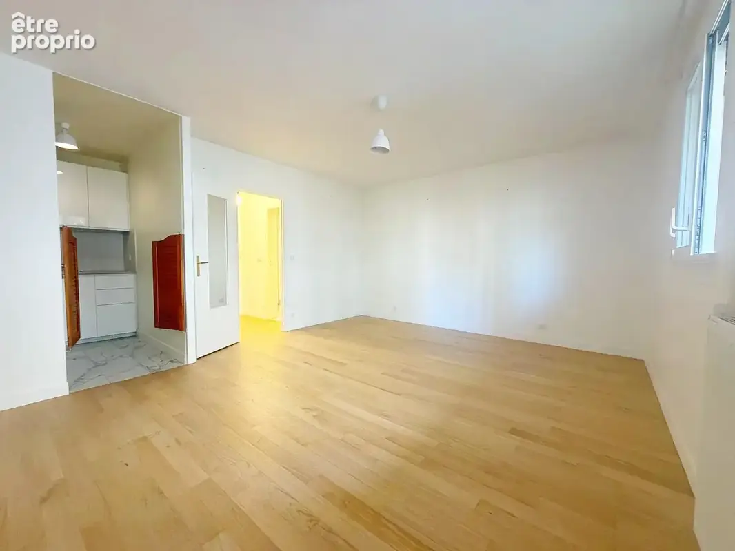 Photo Appartement à Saint-Mande au prix de 265 000€