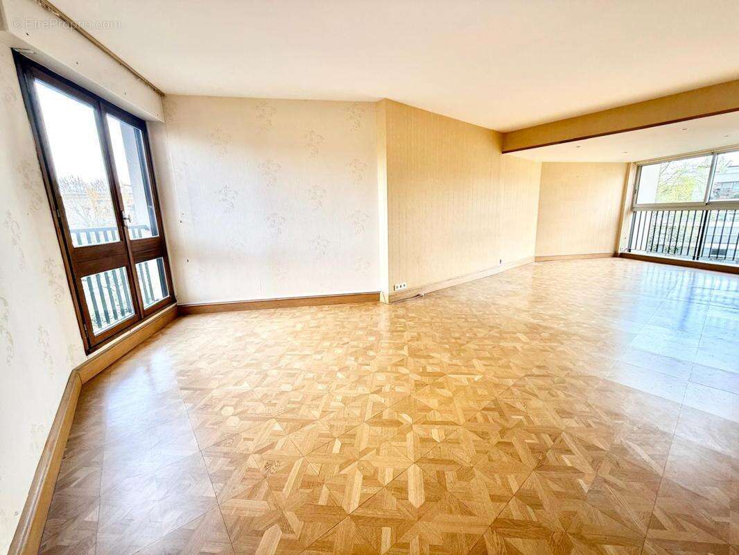 Appartement à LE CHESNAY