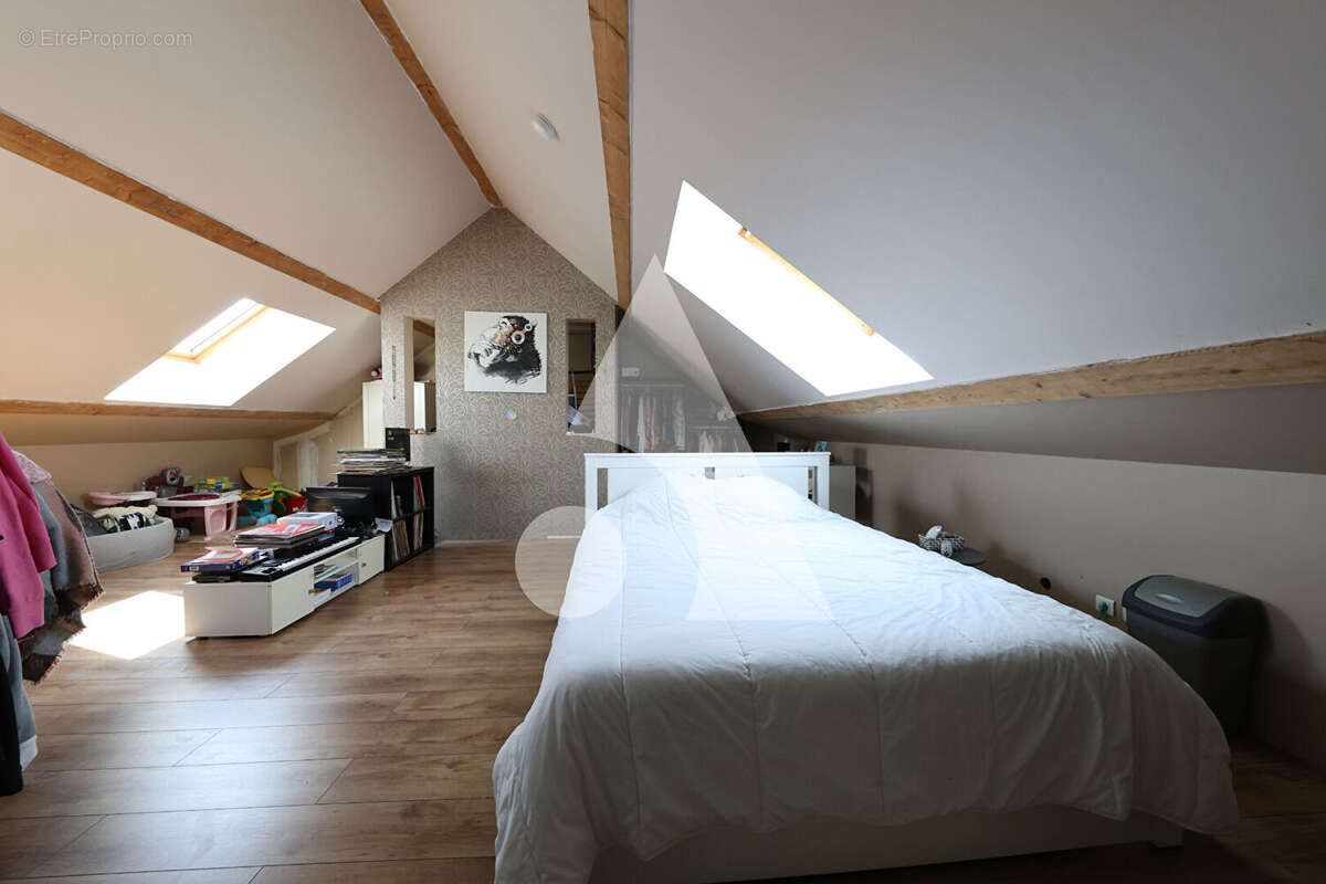 Maison à CORBEIL-ESSONNES