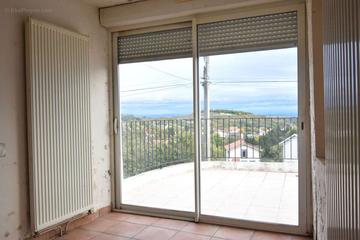 Maison à CHATELGUYON