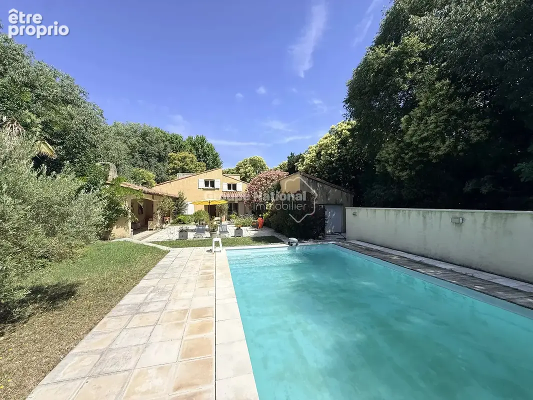 Carpentras — 2 500 m² de terrain constructible pour un projet d’envergure - photo 2