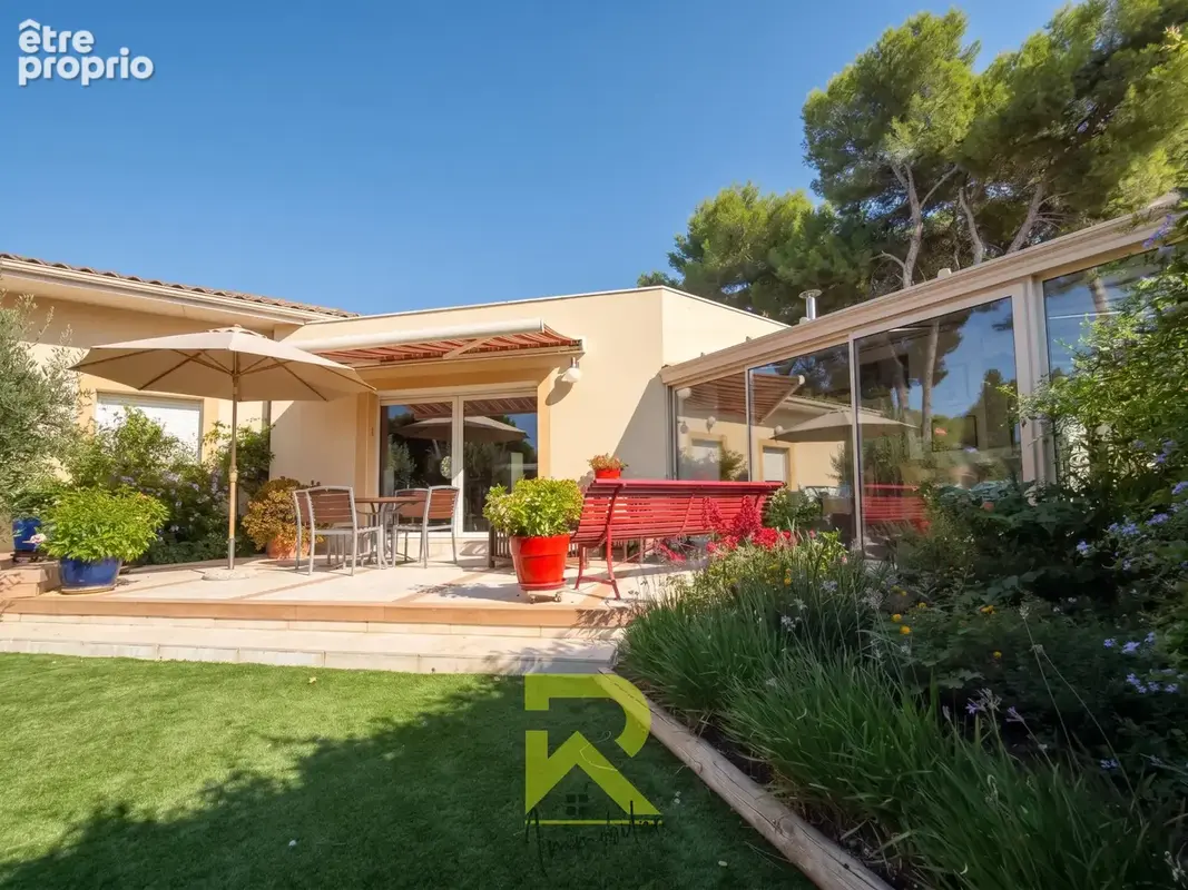 Grau d'agde superbe villa plain pied t4 au calme - photo 11