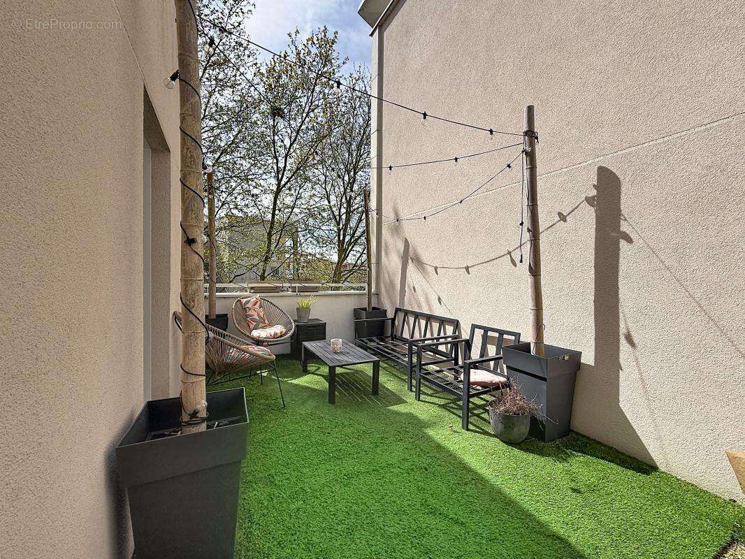 Appartement à MONTIGNY-LE-BRETONNEUX